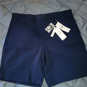 LACOSTE Navy Shorts W33 (Euro 42)